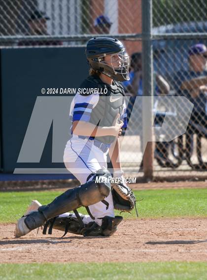 Thumbnail 2 in Fruita Monument vs. Chandler (Coach Bob National Invitational) photogallery.