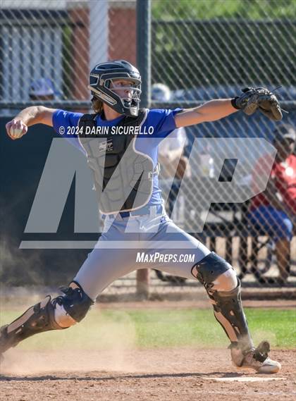 Thumbnail 3 in Fruita Monument vs. Chandler (Coach Bob National Invitational) photogallery.