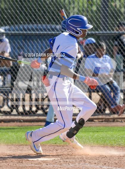 Thumbnail 2 in Fruita Monument vs. Chandler (Coach Bob National Invitational) photogallery.