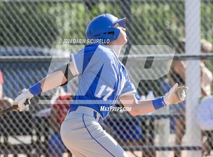 Thumbnail 2 in Fruita Monument vs. Chandler (Coach Bob National Invitational) photogallery.