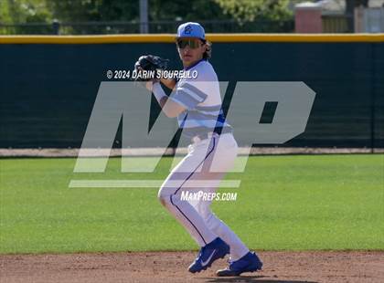 Thumbnail 3 in Fruita Monument vs. Chandler (Coach Bob National Invitational) photogallery.