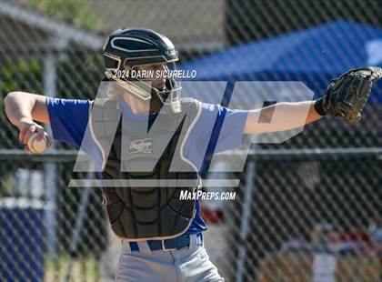 Thumbnail 1 in Fruita Monument vs. Chandler (Coach Bob National Invitational) photogallery.