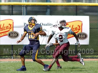 Thumbnail 3 in Niagara Falls vs. St. Joseph's Collegiate Institute photogallery.