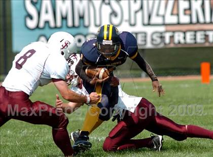 Thumbnail 1 in Niagara Falls vs. St. Joseph's Collegiate Institute photogallery.