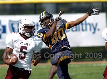 Thumbnail 1 in Niagara Falls vs. St. Joseph's Collegiate Institute photogallery.