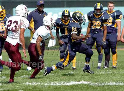 Thumbnail 3 in Niagara Falls vs. St. Joseph's Collegiate Institute photogallery.