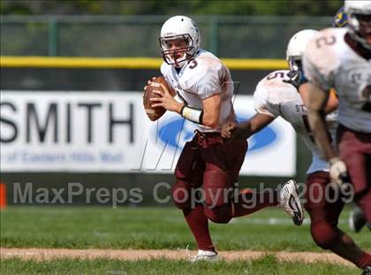 Thumbnail 1 in Niagara Falls vs. St. Joseph's Collegiate Institute photogallery.