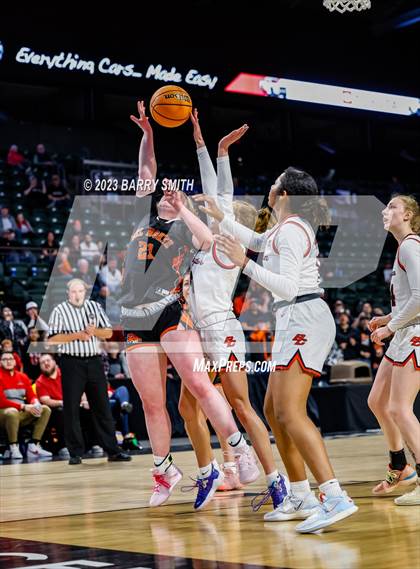 Thumbnail 1 in Burlington vs. Del Norte (CHSAA 2A Great 8) photogallery.