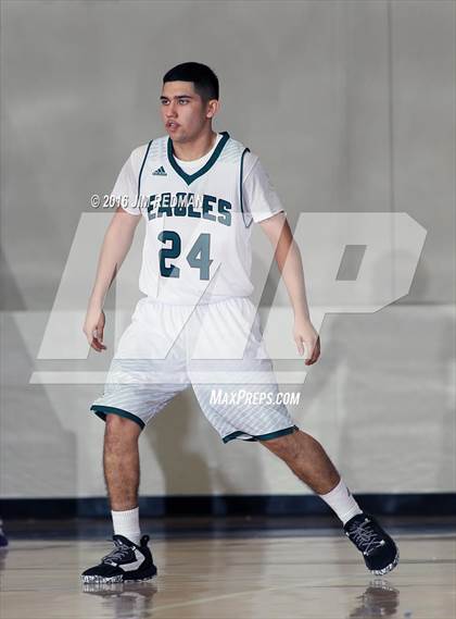 Thumbnail 3 in Pasadena vs. Angelton (McDonald's Texas Invitational) photogallery.