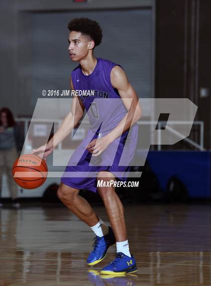 Thumbnail 3 in Pasadena vs. Angelton (McDonald's Texas Invitational) photogallery.