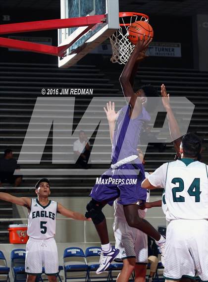 Thumbnail 3 in Pasadena vs. Angelton (McDonald's Texas Invitational) photogallery.
