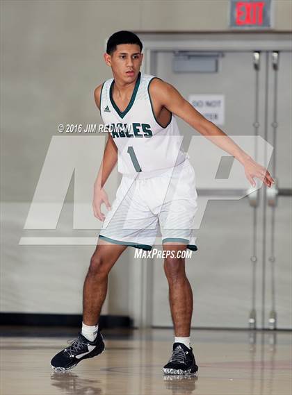 Thumbnail 3 in Pasadena vs. Angelton (McDonald's Texas Invitational) photogallery.