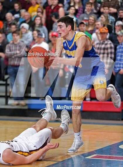 Thumbnail 2 in Johnsonburg vs. Elk County Catholic (PIAA District IX A Semifinal) photogallery.
