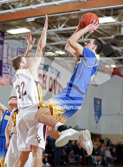 Thumbnail 1 in Johnsonburg vs. Elk County Catholic (PIAA District IX A Semifinal) photogallery.