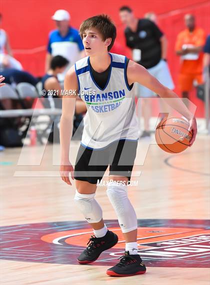 Thumbnail 3 in Branson vs, Saugus - Section 7 Basketball Tournament photogallery.