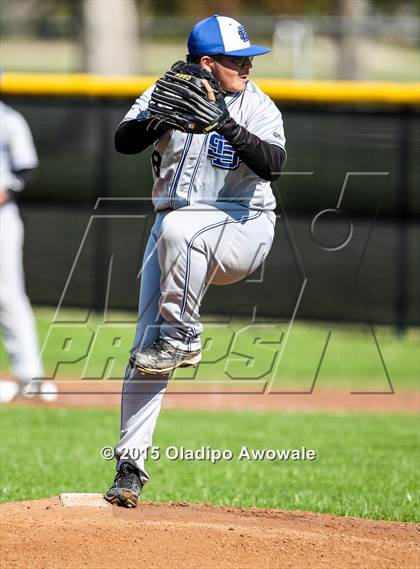 Thumbnail 1 in Molina @ Seagoville  photogallery.