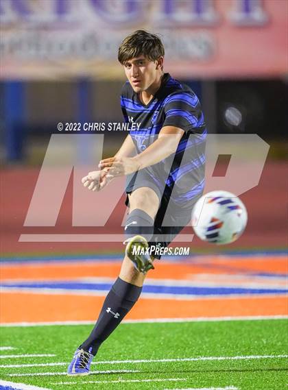 Thumbnail 1 in Red Rock vs Chino Valley (AIA 2A Championship) photogallery.