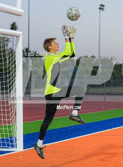 Thumbnail 2 in Red Rock vs Chino Valley (AIA 2A Championship) photogallery.