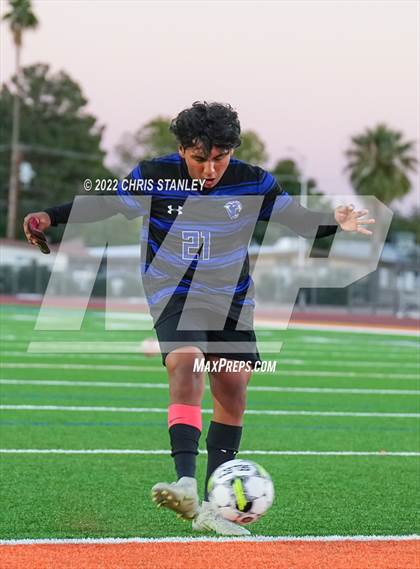 Thumbnail 1 in Red Rock vs Chino Valley (AIA 2A Championship) photogallery.