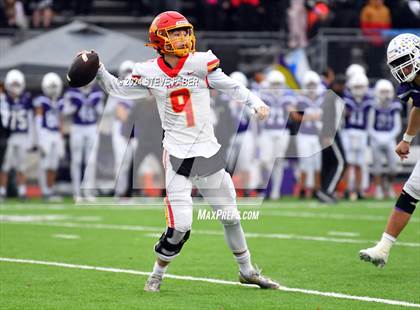Thumbnail 2 in Kamiakin @ Sumner (WIAA 4A Round 1) photogallery.