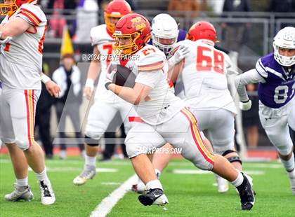 Thumbnail 1 in Kamiakin @ Sumner (WIAA 4A Round 1) photogallery.