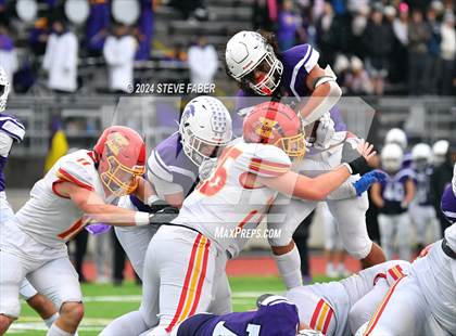 Thumbnail 1 in Kamiakin @ Sumner (WIAA 4A Round 1) photogallery.