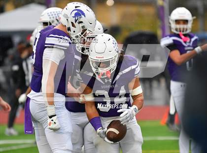 Thumbnail 1 in Kamiakin @ Sumner (WIAA 4A Round 1) photogallery.