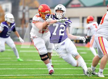 Thumbnail 1 in Kamiakin @ Sumner (WIAA 4A Round 1) photogallery.