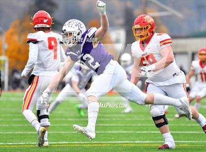 Thumbnail 2 in Kamiakin @ Sumner (WIAA 4A Round 1) photogallery.