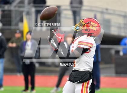 Thumbnail 1 in Kamiakin @ Sumner (WIAA 4A Round 1) photogallery.