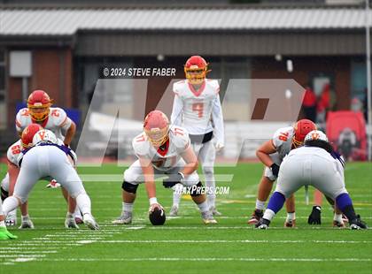Thumbnail 1 in Kamiakin @ Sumner (WIAA 4A Round 1) photogallery.