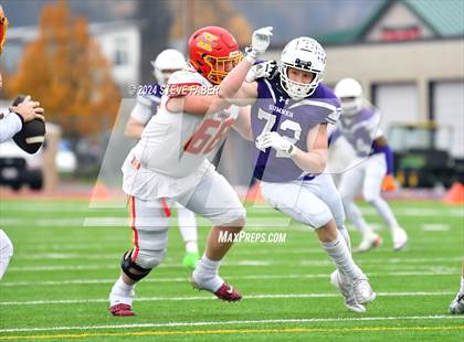 Thumbnail 1 in Kamiakin @ Sumner (WIAA 4A Round 1) photogallery.