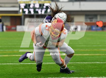 Thumbnail 1 in Kamiakin @ Sumner (WIAA 4A Round 1) photogallery.