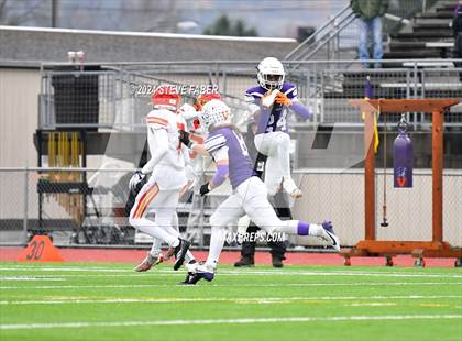 Thumbnail 2 in Kamiakin @ Sumner (WIAA 4A Round 1) photogallery.