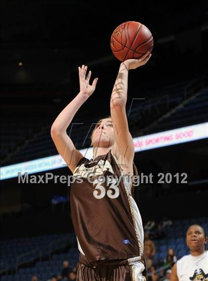 Thumbnail 2 in Mission Bay vs. Laguna Hills (CIF D3 SoCal Regional Final) photogallery.