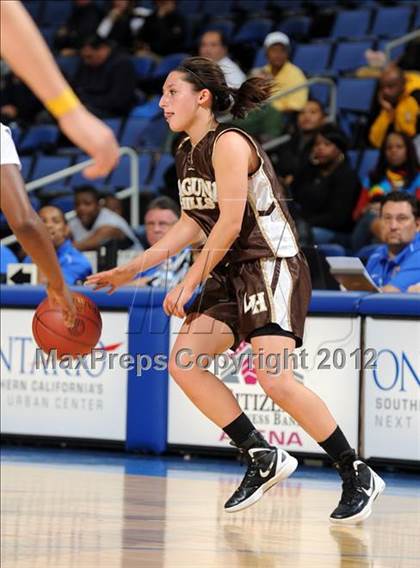 Thumbnail 3 in Mission Bay vs. Laguna Hills (CIF D3 SoCal Regional Final) photogallery.