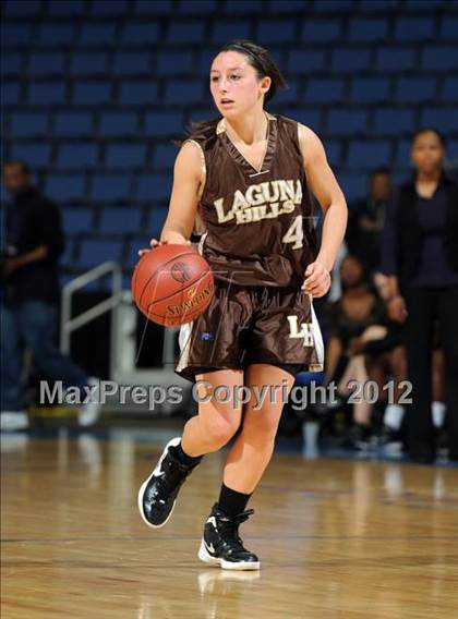 Thumbnail 3 in Mission Bay vs. Laguna Hills (CIF D3 SoCal Regional Final) photogallery.