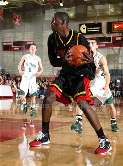 Thumbnail 3 in De La Salle vs. Dominguez (Nike Extravaganza) photogallery.