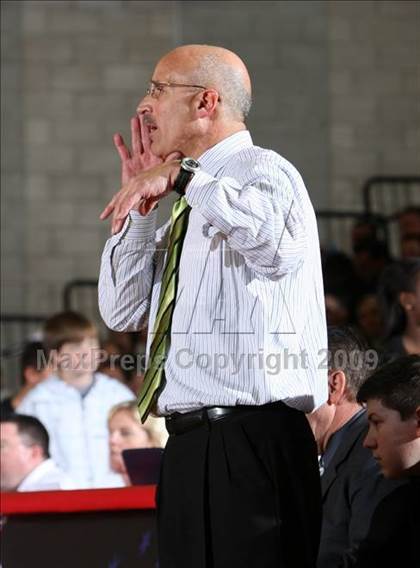 Thumbnail 1 in De La Salle vs. Dominguez (Nike Extravaganza) photogallery.