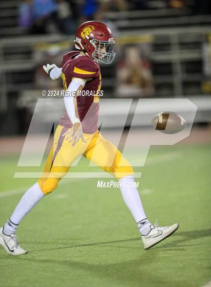 Thumbnail 1 in South Pasadena vs La Canada photogallery.