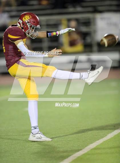 Thumbnail 3 in South Pasadena vs La Canada photogallery.