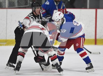 Thumbnail 3 in Glastonbury vs. New Canaan (CIAC DI Quarterfinal) photogallery.