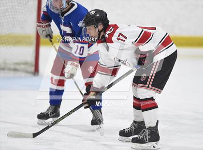 Thumbnail 3 in Glastonbury vs. New Canaan (CIAC DI Quarterfinal) photogallery.