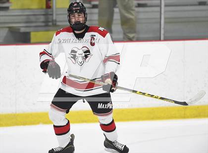 Thumbnail 3 in Glastonbury vs. New Canaan (CIAC DI Quarterfinal) photogallery.
