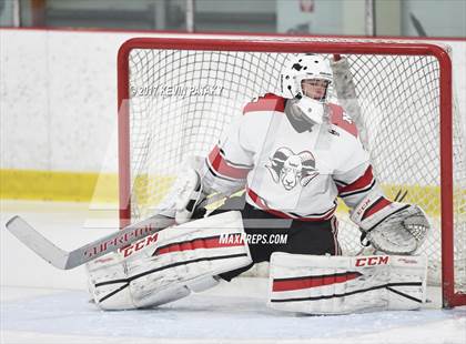 Thumbnail 3 in Glastonbury vs. New Canaan (CIAC DI Quarterfinal) photogallery.