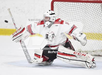 Thumbnail 2 in Glastonbury vs. New Canaan (CIAC DI Quarterfinal) photogallery.