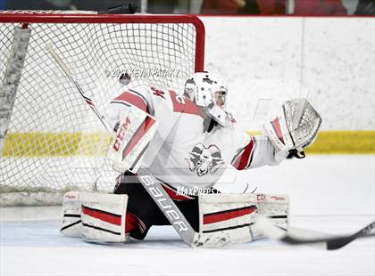 Thumbnail 3 in Glastonbury vs. New Canaan (CIAC DI Quarterfinal) photogallery.