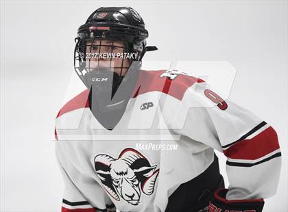Thumbnail 3 in Glastonbury vs. New Canaan (CIAC DI Quarterfinal) photogallery.