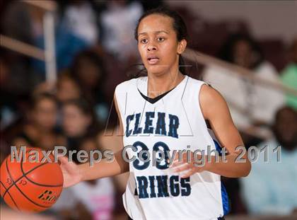 Thumbnail 2 in Clear Springs vs. Alief Elsik (5A Region III Semifinal) photogallery.