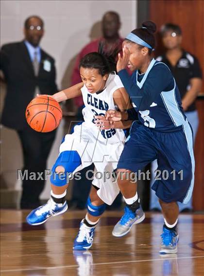 Thumbnail 2 in Clear Springs vs. Alief Elsik (5A Region III Semifinal) photogallery.